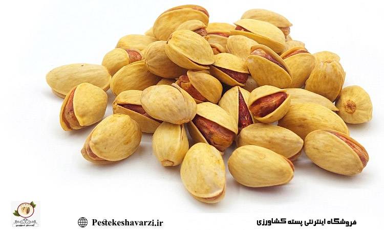 پسته اکبری